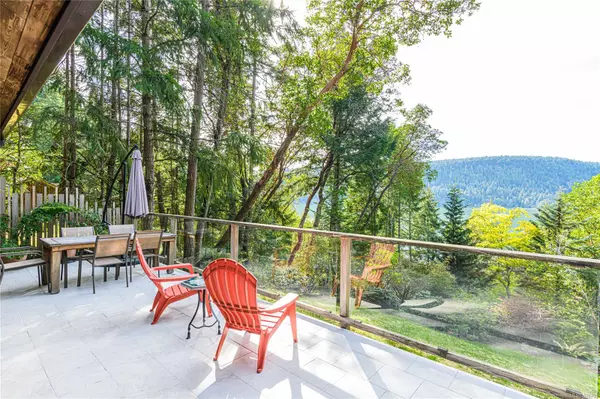 117 Fairway Dr, Salt Spring, BC V8K 1M6