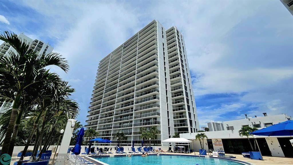 3731 N COUNTRY CLUB DR  #529, Aventura, FL 33180