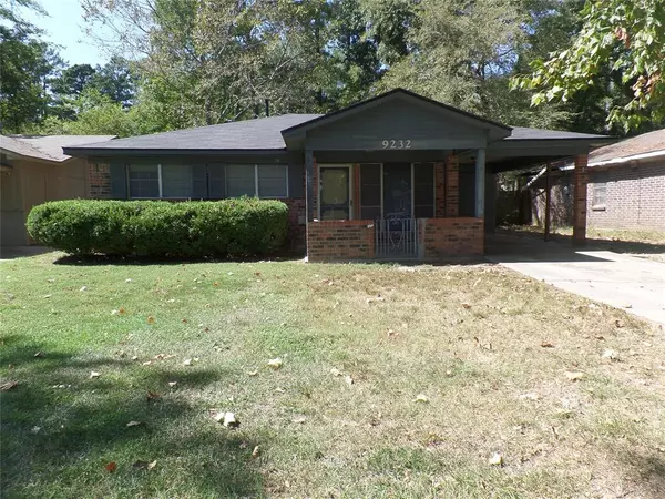 9232 N Southland Park Drive, Shreveport, LA 71118