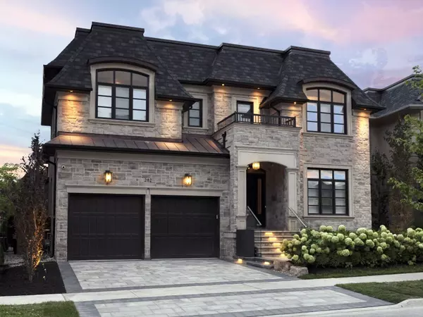 282 Tudor AVE, Oakville, ON L6K 0G9