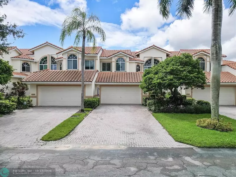 560 W Palm Aire Dr, Pompano Beach, FL 33069