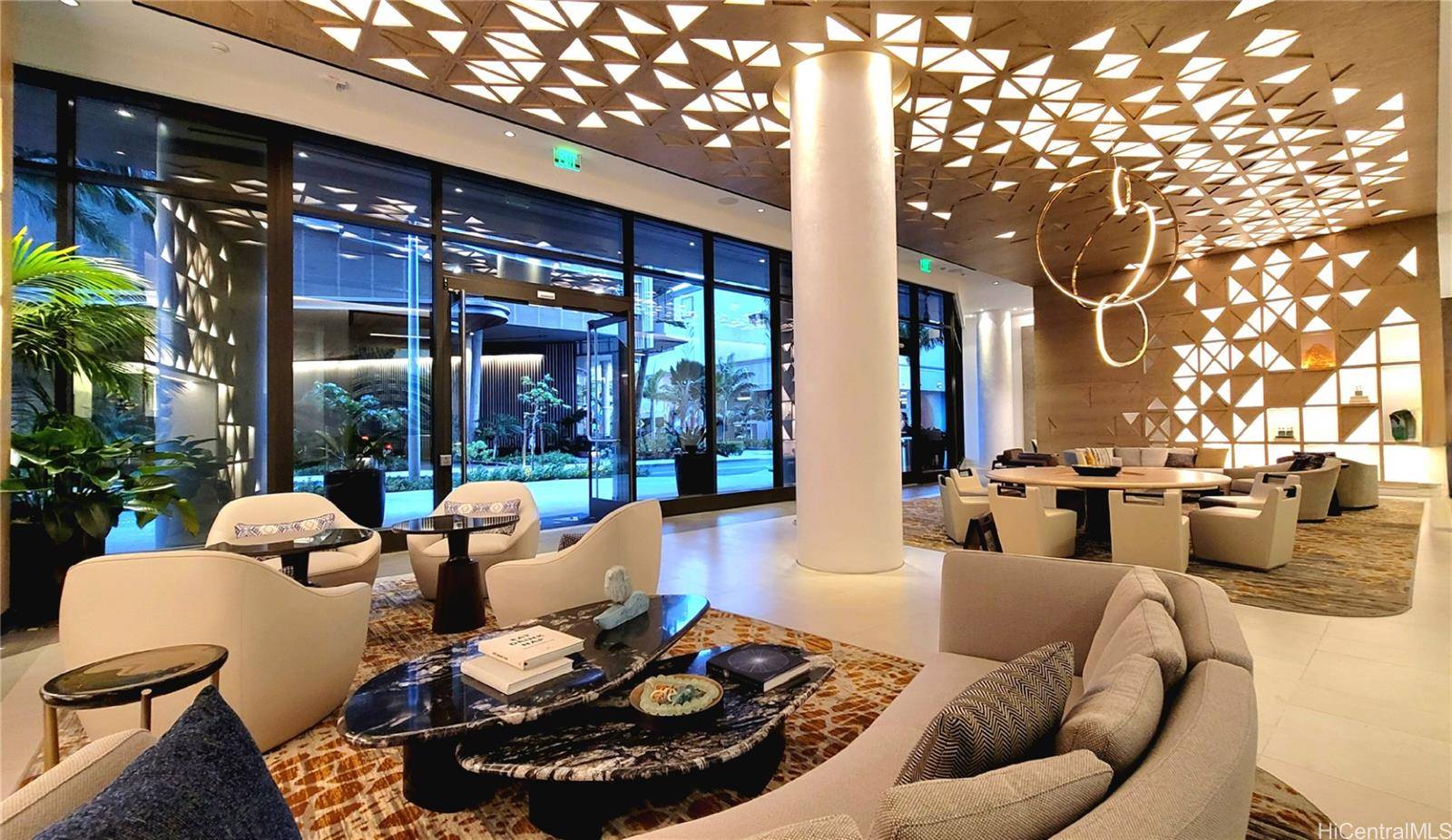 Honolulu, HI 96814,987 Queen Street #2601