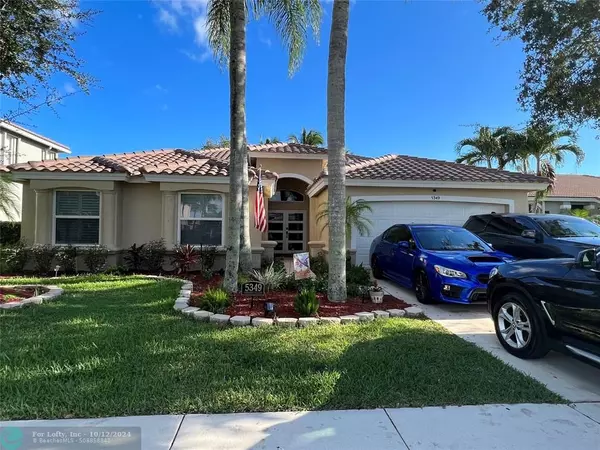 5349 Oakmont Village Cir, Lake Worth, FL 33463