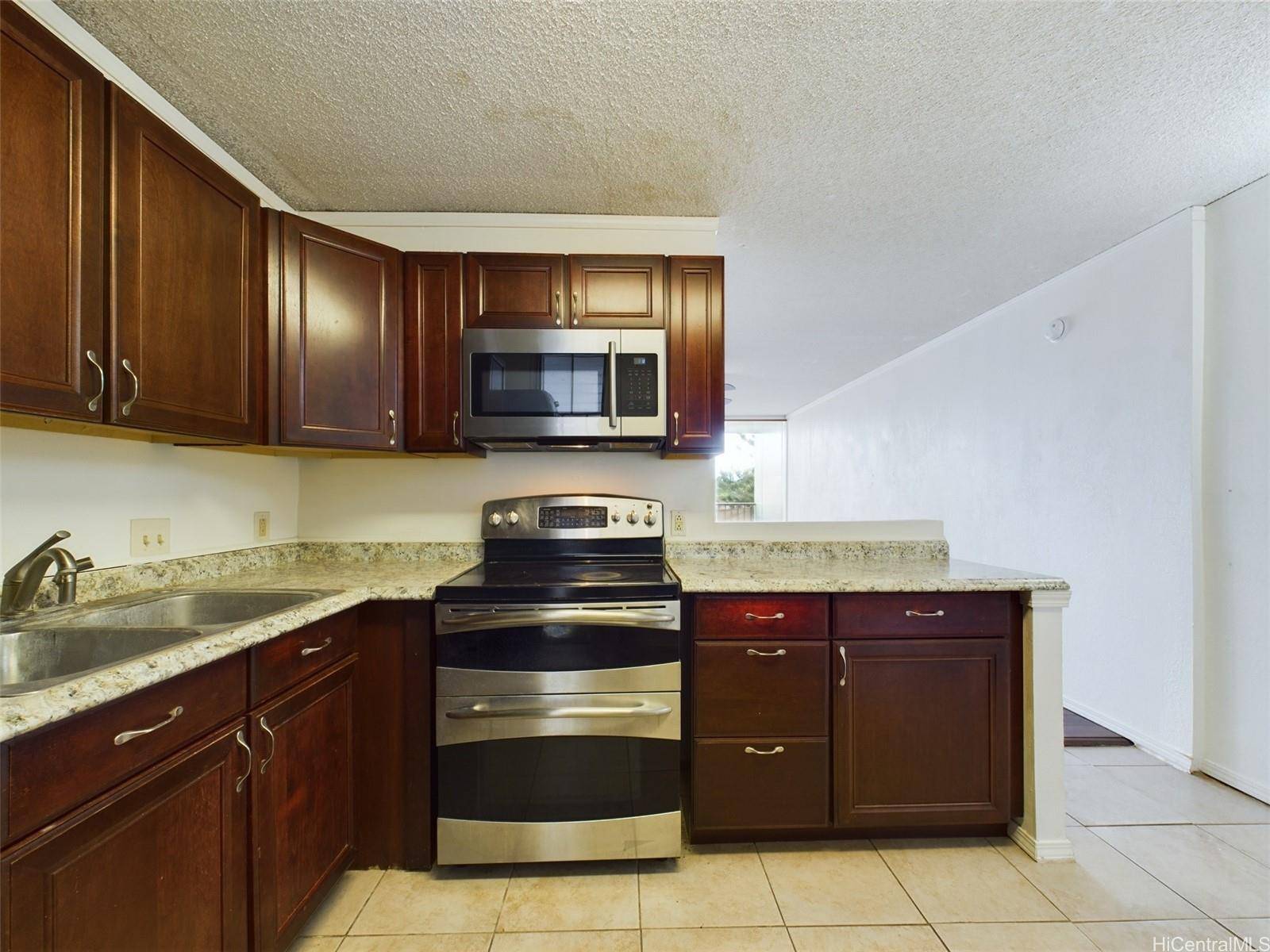 Mililani, HI 96789,95-020 Waihonu Street #C803