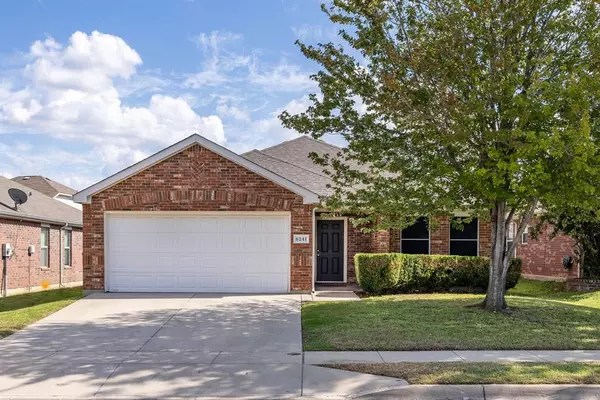 6241 Trinity Creek Drive, Fort Worth, TX 76179