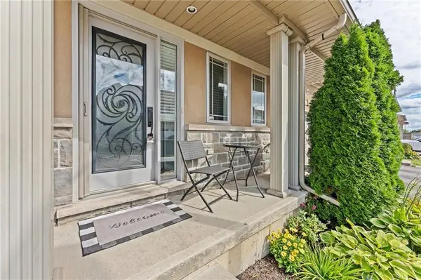 615 RYMAL Road E #7, Hamilton, ON L8W 0B6