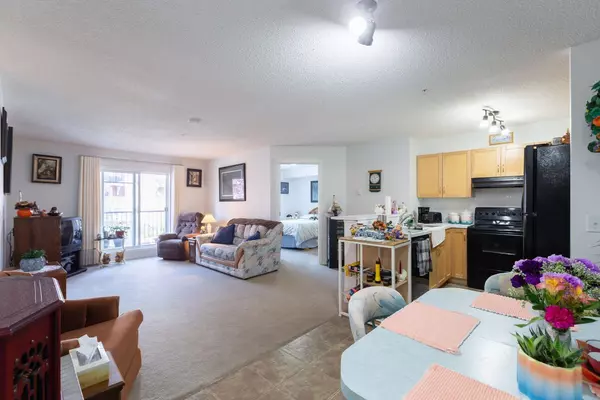 Calgary, AB T3K6G8,70 Panamount DR NW #7209