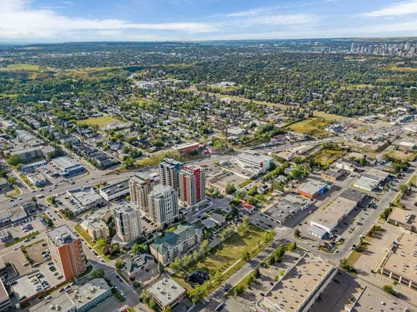 Calgary, AB T2H 1Y6,5712 - 5716 2 ST Southwest