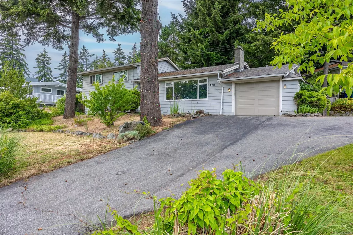 Nanaimo, BC V9S 2P7,1689 Bob O Link Way