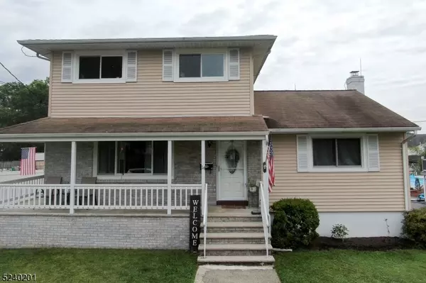 14 Cedar St, Pompton Lakes Boro, NJ 07442