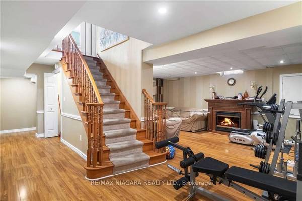 Niagara-on-the-lake, ON L0S 1J0,162 Cole CRES