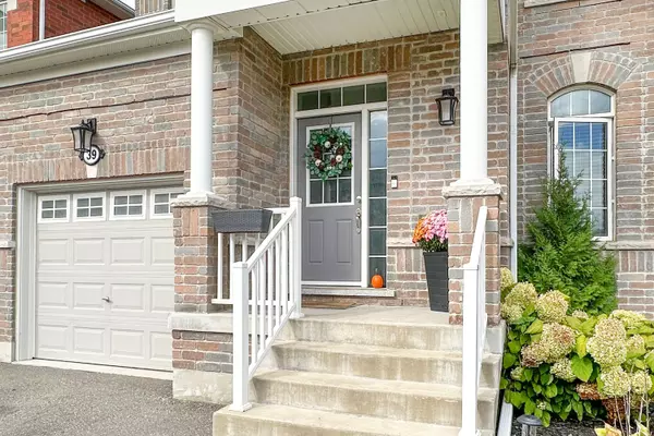 Clarington, ON L1B 0L2,39 Noden CRES