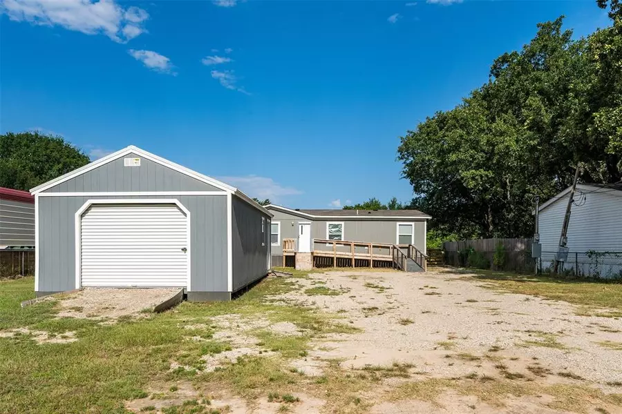 265 E Acres Road, Gun Barrel City, TX 75156