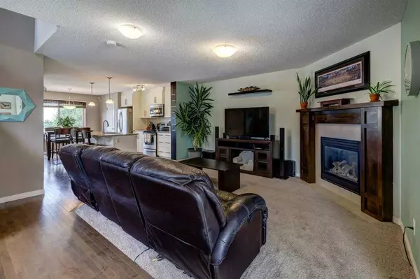 Airdrie, AB T4B 0T5,2375 Baywater CRES SW