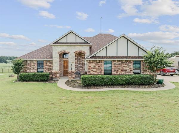 133 Cedar Park Court, Waxahachie, TX 75167