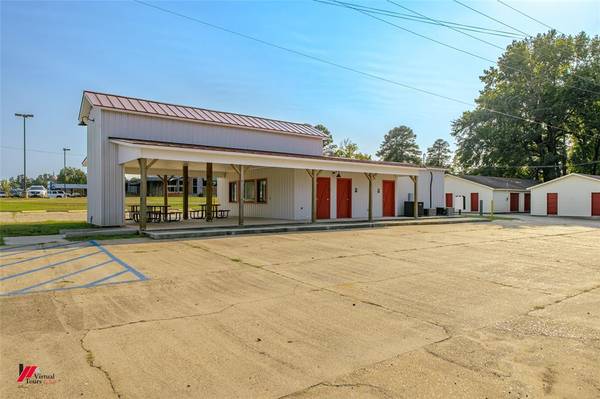 910 S Arkansas Street, Springhill, LA 71075