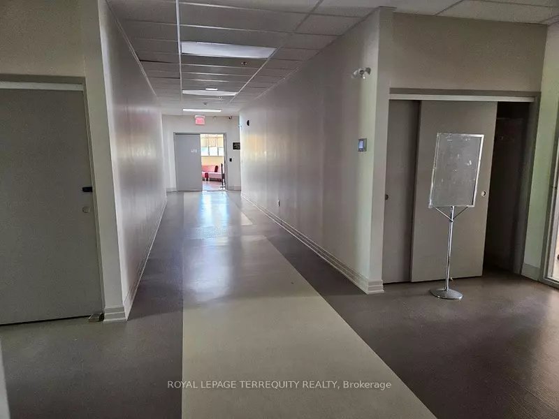 9333 Woodbine AVE #Room B, Markham, ON L6C 1T5
