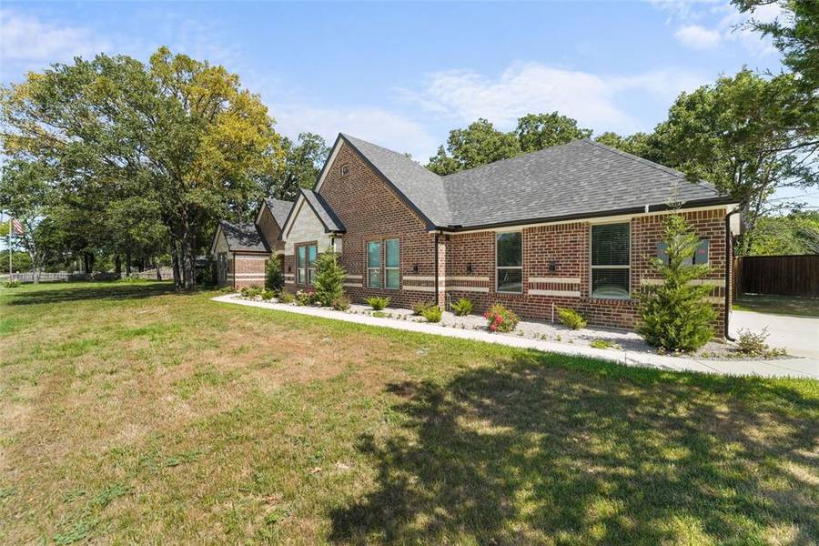 330 Lanier Road, Combine, TX 75159