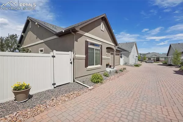 Colorado Springs, CO 80927,6742 Windbrook CT