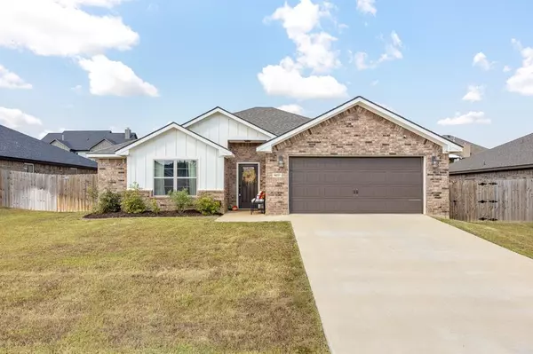 16221 Ridgeview Lane, Lindale, TX 75771