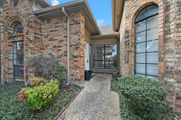 3500 E Park Boulevard #203, Plano, TX 75074