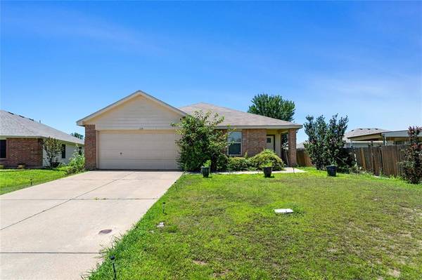 115 Live Oak Lane,  Terrell,  TX 75160