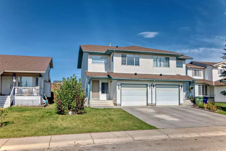 46 West Terrace RD, Cochrane, AB T4C 1S5