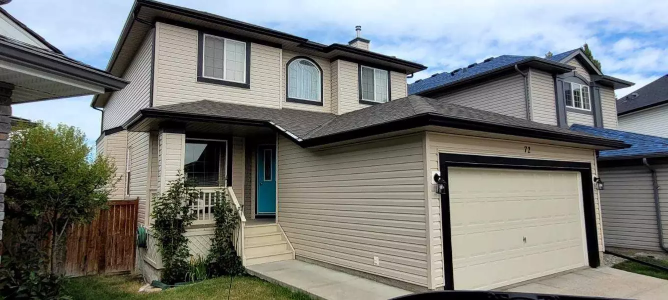 72 Shannon GDNS Southwest, Calgary, AB T2Y4L7