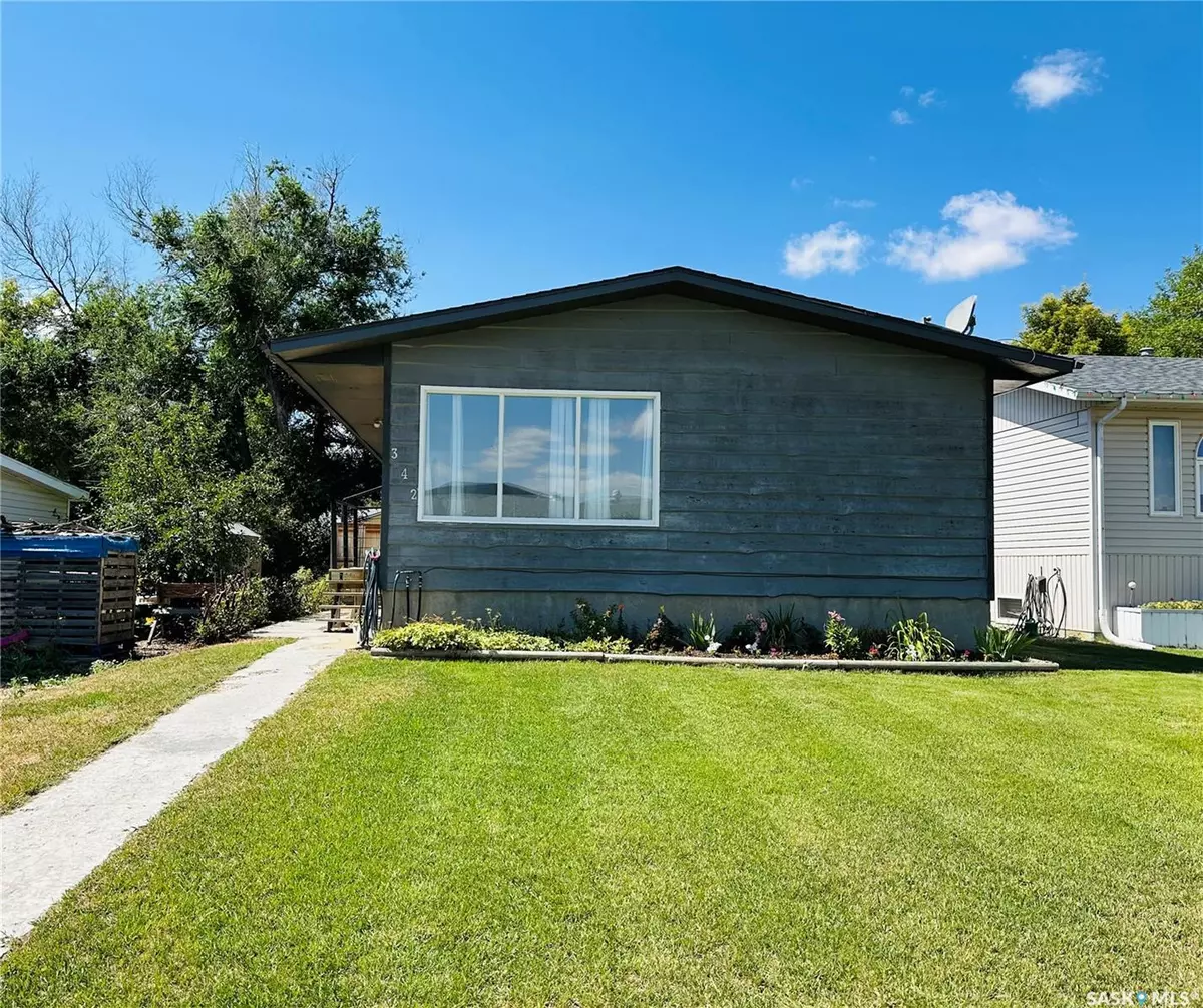 Swift Current, SK S9H 3P7,342 7th AVENUE SE