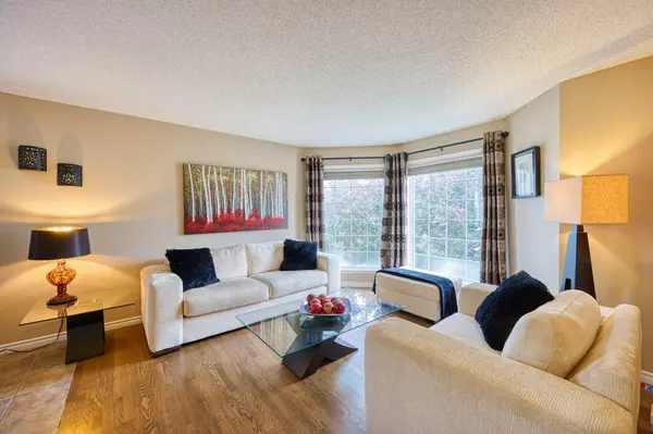 Calgary, AB T3K 3W9,163 Sandringham Close Northwest