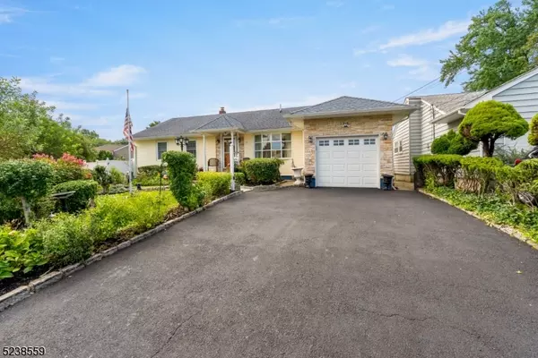 15 Blackburn Rd, Hillside Twp., NJ 07205