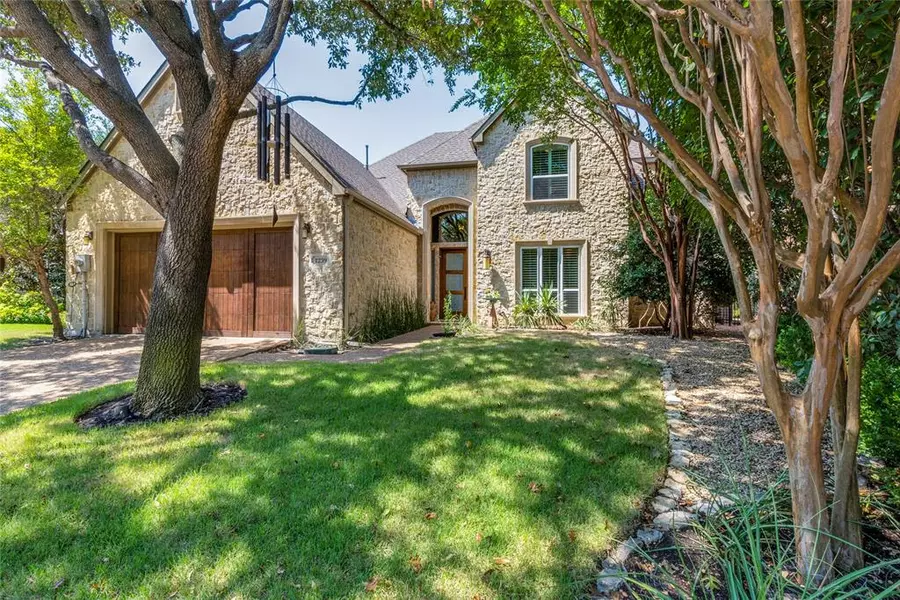 1239 Waterside Circle, Dallas, TX 75218