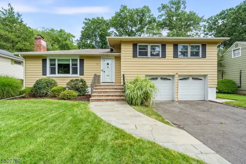 35 Rosemont Ter, West Orange Twp., NJ 07052