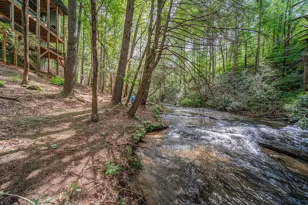 Ellijay, GA 30540,378 WATERSONG TRL