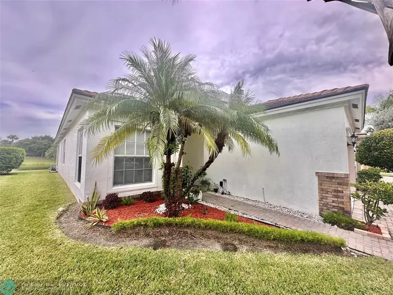 10110 SW Chadwick Dr, Port St Lucie, FL 34987