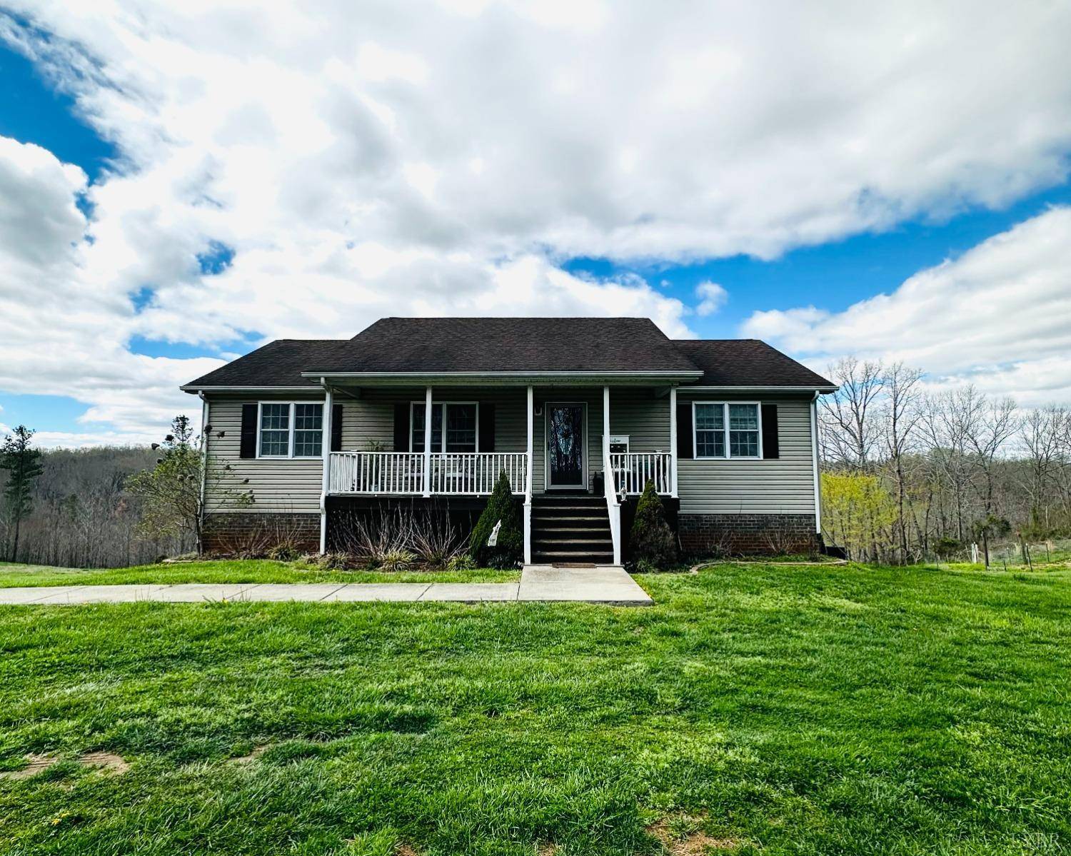 499 Reedy Spring RD, Spout Spring, VA 24593