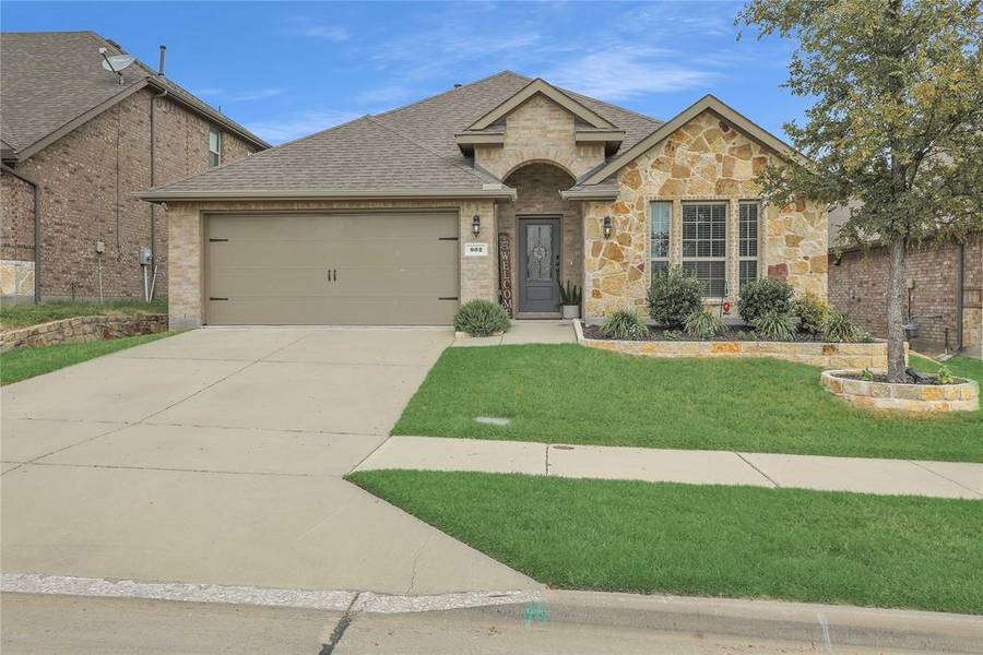 932 Slate Lane, Celina, TX 75009