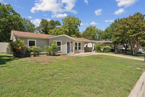 Weatherford, TX 76086,320 Live Oak Lane