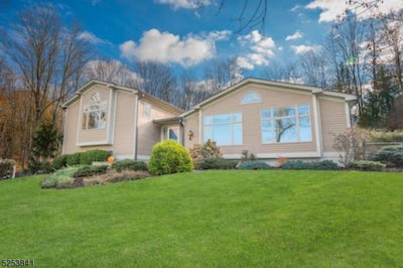 29 Monroe Rd, Lafayette Twp., NJ 07848