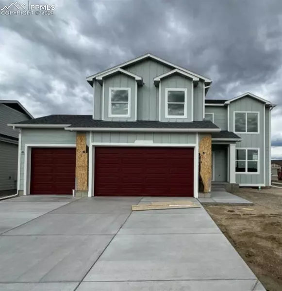 12605 Granite Ridge DR, Falcon, CO 80831