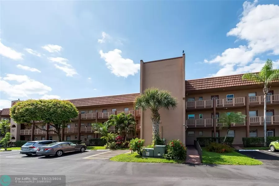 9540 Sunrise Lakes Blvd  #303, Sunrise, FL 33322