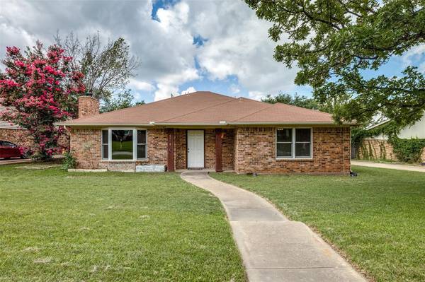 6508 High Country Trail,  Arlington,  TX 76016