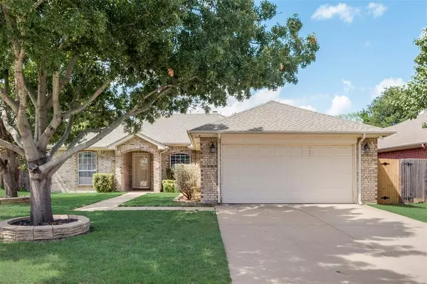 Crowley, TX 76036,802 La Sierra Court