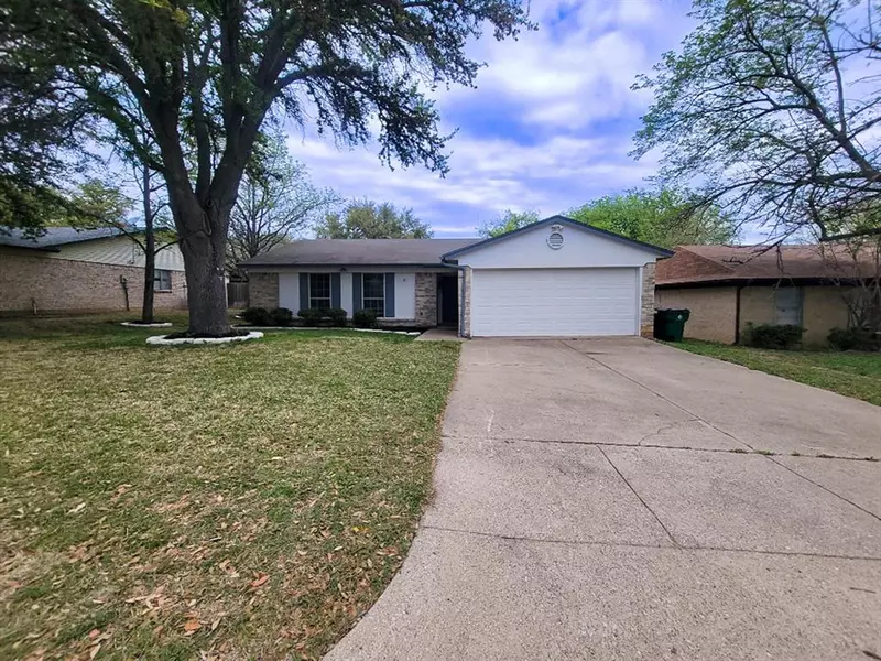 5705 Macneill Drive, Haltom City, TX 76148