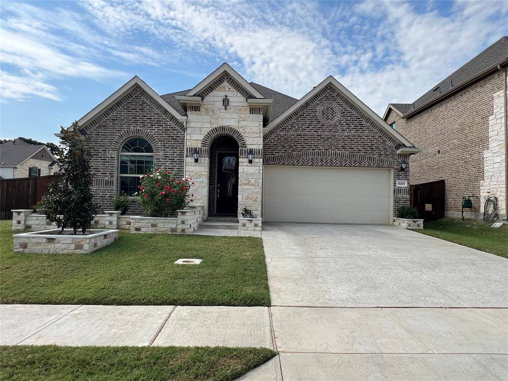 Flower Mound, TX 75028,5201 Summer Shade Lane