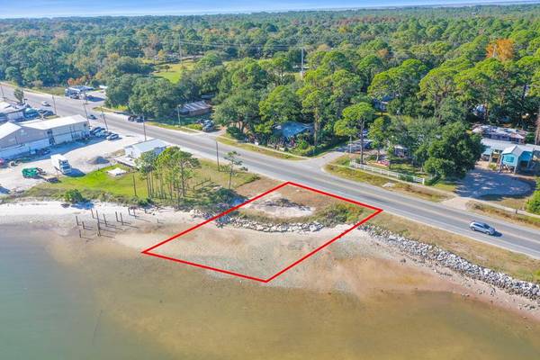 520 Hwy 98, Eastpoint, FL 32328