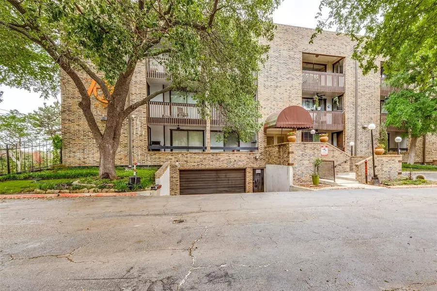 6122 Ridgecrest Road #1001, Dallas, TX 75231