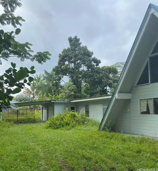 15-1741 30th Avenue, Keaau, HI 96749