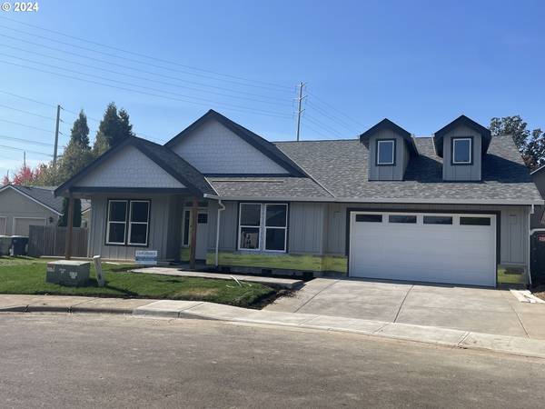 Beaverton, OR 97006,923 SW 174th PL