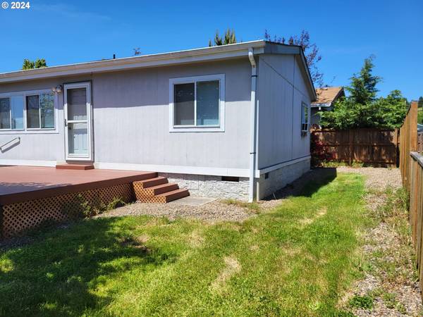 Sheridan, OR 97378,221 NW BLAIR ST #19